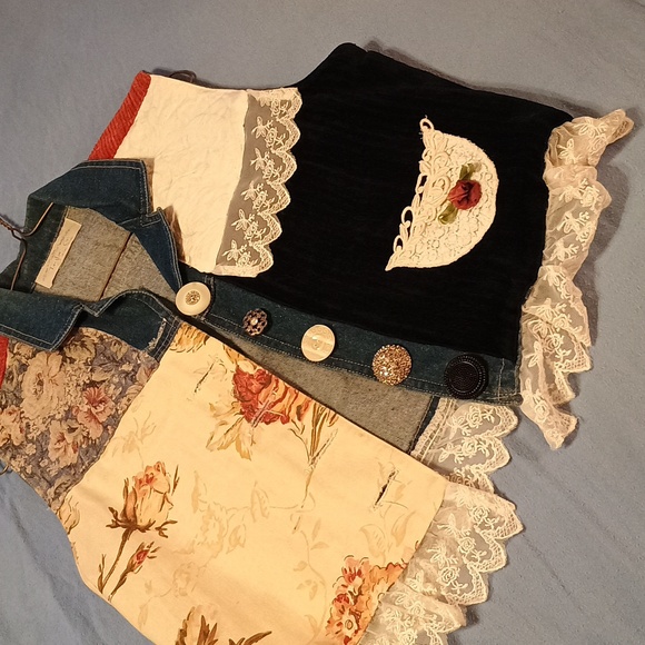 TAYLOR G WESTERN VEST Womens Jean vest new - Picture 1 of 6